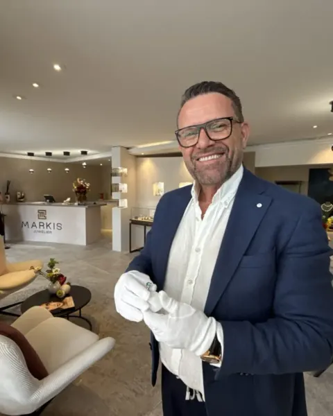 Markis Juwelier GmbH – ausgezeichneter FACHKRAFT Betrieb – Bild 1